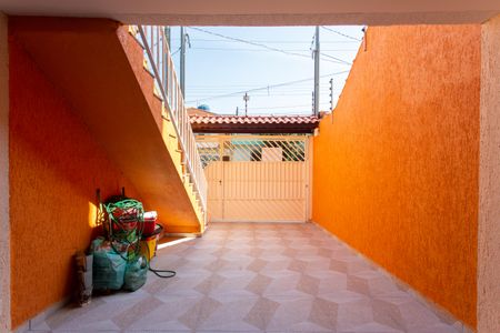 Casa à venda com 181m², 3 quartos e 6 vagas Casa à venda com 181m², 3 quartos e 6 vagasGaragem