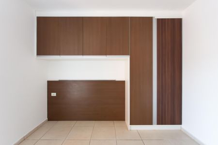 Casa à venda com 181m², 3 quartos e 6 vagas Casa à venda com 181m², 3 quartos e 6 vagasSuíte