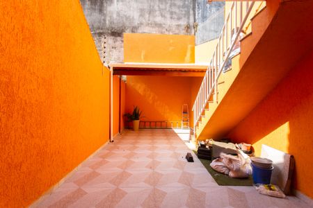 Casa à venda com 181m², 3 quartos e 6 vagas Casa à venda com 181m², 3 quartos e 6 vagasÁrea Externa