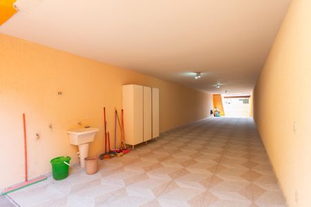 Casa à venda com 181m², 3 quartos e 6 vagas Casa à venda com 181m², 3 quartos e 6 vagasÁrea de Serviço