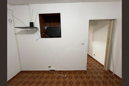 Quarto 2 de casa para alugar com 2 quartos, 64m² em Vila São Silvestre, São Paulo