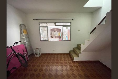 Sala de casa para alugar com 2 quartos, 64m² em Vila São Silvestre, São Paulo