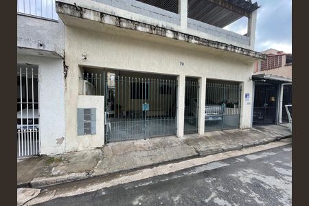 Casa para alugar com 64m², 2 quartos e sem vagaFachada
