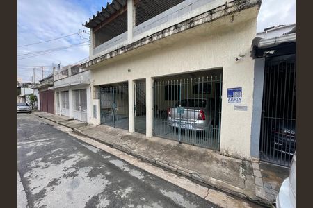 Casa para alugar com 64m², 2 quartos e sem vagaFachada