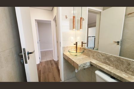 Apartamento à venda com 135m², 3 quartos e 1 vaga Apartamento à venda com 135m², 3 quartos e 1 vagaBanheiro