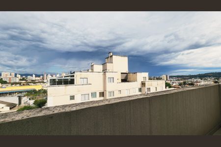 Apartamento à venda com 135m², 3 quartos e 1 vaga Apartamento à venda com 135m², 3 quartos e 1 vagaVaranda da Área comum - Churrasqueira