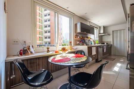 Apartamento à venda com 340m², 3 quartos e 5 vagasCozinha