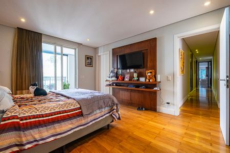 Apartamento à venda com 340m², 3 quartos e 5 vagasSuíte 1