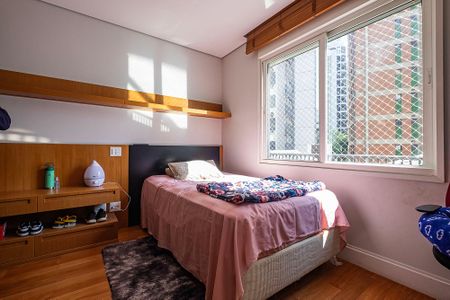 Apartamento à venda com 340m², 3 quartos e 5 vagasSuíte 2
