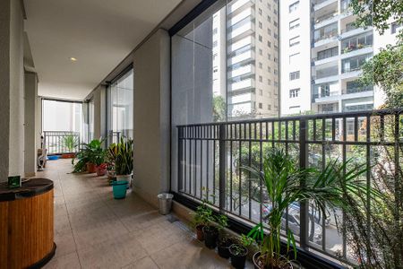 Apartamento à venda com 340m², 3 quartos e 5 vagasSuíte 1