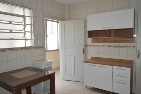 Apartamento à venda com 100m², 2 quartos e sem vagaCozinha