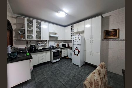 Casa à venda com 195m², 3 quartos e 3 vagas Casa à venda com 195m², 3 quartos e 3 vagasCozinha