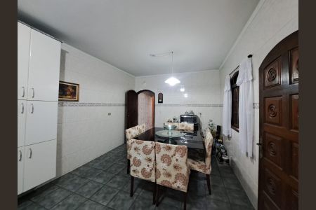 Casa à venda com 195m², 3 quartos e 3 vagas Casa à venda com 195m², 3 quartos e 3 vagasSala de Jantar