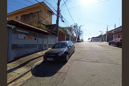 Casa à venda com 250m², 2 quartos e 3 vagas Casa à venda com 250m², 2 quartos e 3 vagasFachada