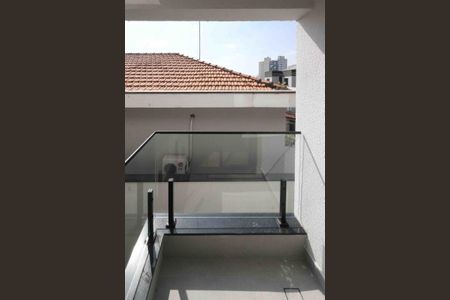 Casa de condomínio à venda com 154m², 2 quartos e 2 vagas Casa de condomínio à venda com 154m², 2 quartos e 2 vagasVaranda