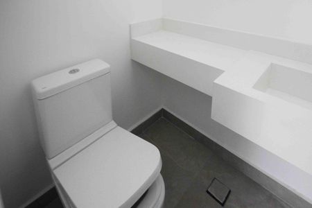 Casa de condomínio à venda com 154m², 2 quartos e 2 vagas Casa de condomínio à venda com 154m², 2 quartos e 2 vagasLavabo