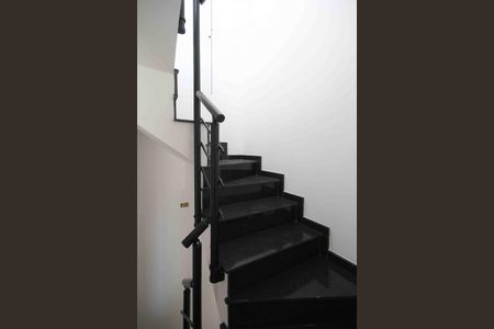 Casa de condomínio à venda com 154m², 2 quartos e 2 vagas Casa de condomínio à venda com 154m², 2 quartos e 2 vagasescada