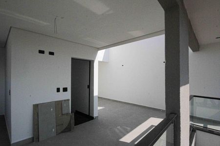 Casa de condomínio à venda com 154m², 3 quartos e 2 vagasRooftop