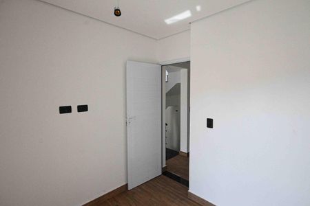 Casa de condomínio à venda com 154m², 3 quartos e 2 vagasQuarto 02