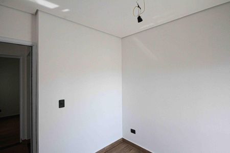 Casa de condomínio à venda com 154m², 3 quartos e 2 vagasQuarto 02