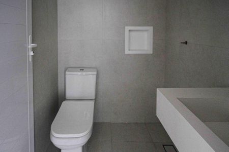 Casa de condomínio à venda com 154m², 3 quartos e 2 vagasBanheiro Social