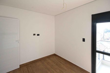 Casa de condomínio à venda com 154m², 3 quartos e 2 vagasSuite