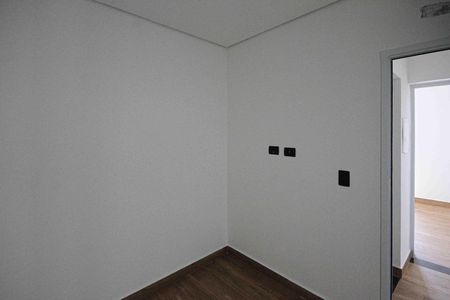 Casa de condomínio à venda com 154m², 3 quartos e 2 vagasQuarto