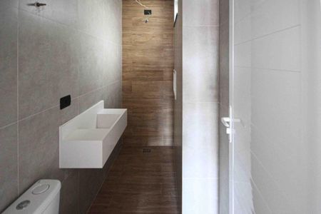 Casa de condomínio à venda com 154m², 3 quartos e 2 vagasBanheiro da Suite