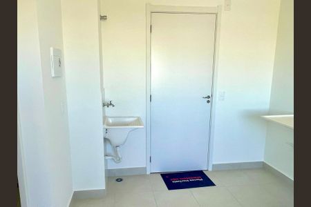 Apartamento para alugar com 32m², 2 quartos e sem vaga Apartamento para alugar com 32m², 2 quartos e sem vagaÁrea de Serviço