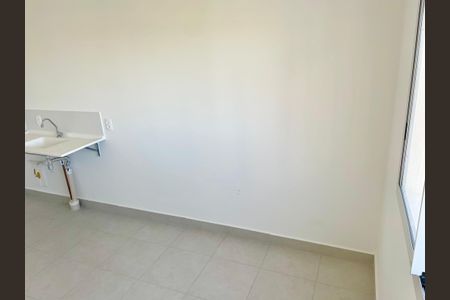 Apartamento para alugar com 32m², 2 quartos e sem vaga Apartamento para alugar com 32m², 2 quartos e sem vagaSala
