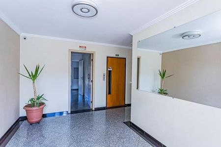 Apartamento à venda com 99m², 3 quartos e 3 vagas Apartamento à venda com 99m², 3 quartos e 3 vagasHall