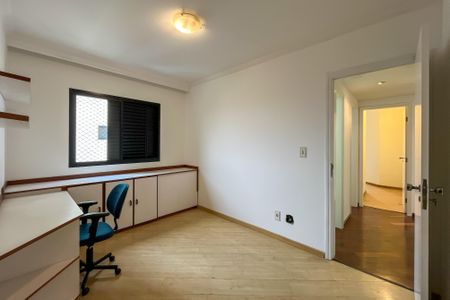 Apartamento à venda com 99m², 3 quartos e 3 vagas Apartamento à venda com 99m², 3 quartos e 3 vagasQuarto 2