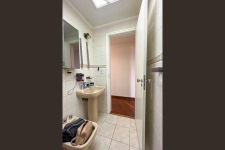 Apartamento à venda com 99m², 3 quartos e 3 vagas Apartamento à venda com 99m², 3 quartos e 3 vagasBanheiro Corredor