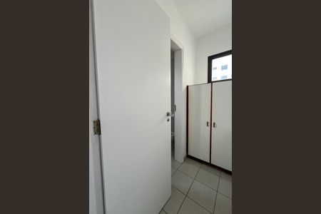 Apartamento à venda com 99m², 3 quartos e 3 vagas Apartamento à venda com 99m², 3 quartos e 3 vagasQuarto de Serviço