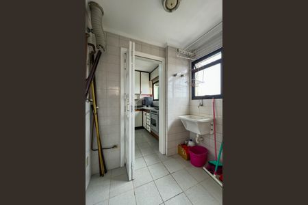 Apartamento à venda com 99m², 3 quartos e 3 vagas Apartamento à venda com 99m², 3 quartos e 3 vagasÁrea de Serviço