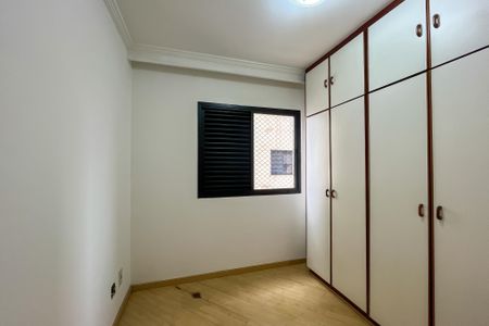 Apartamento à venda com 99m², 3 quartos e 3 vagas Apartamento à venda com 99m², 3 quartos e 3 vagasQuarto 1