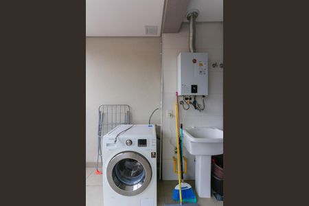 Apartamento para alugar com 61m², 2 quartos e 1 vagaÁrea de Serviço