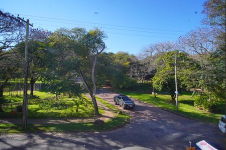 Sala - Vista de apartamento à venda com 3 quartos, 99m² em Vila Ipiranga, Porto Alegre