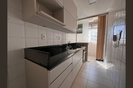 Apartamento à venda com 77m², 3 quartos e 1 vaga