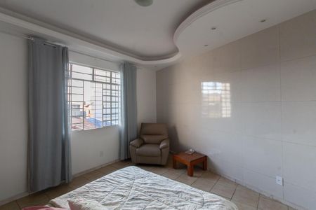 Casa à venda com 402m², 9 quartos e 3 vagasQuarto 1 da Casa 1