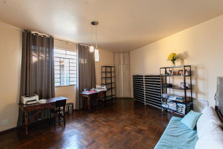 Casa à venda com 402m², 9 quartos e 3 vagasQuarto 4 da Casa 2 