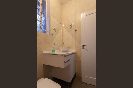 Casa à venda com 402m², 9 quartos e 3 vagasBanheiro da Suíte da Casa 2 