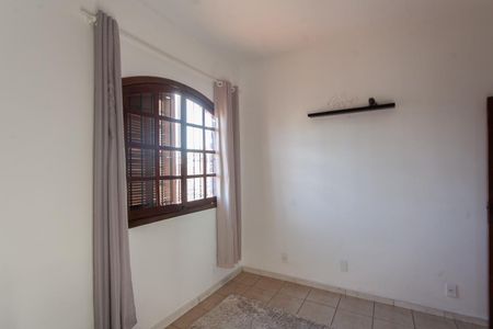 Casa à venda com 402m², 9 quartos e 3 vagasSuíte 1 da Casa 1