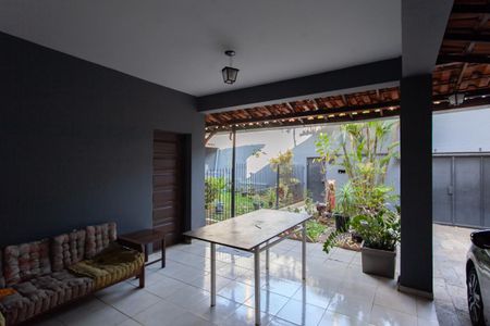 Casa à venda com 402m², 9 quartos e 3 vagasVaranda da Casa 2 