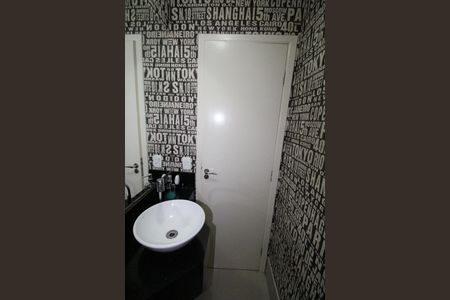 Casa para alugar com 130m², 3 quartos e 2 vagasBanheiro 1