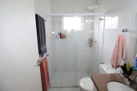 Casa para alugar com 130m², 3 quartos e 2 vagasBanheiro 2