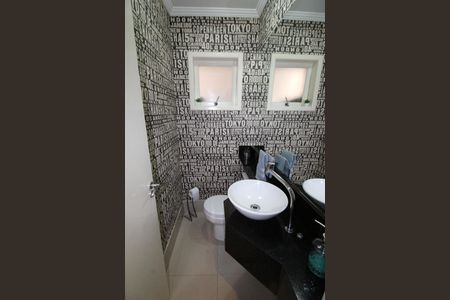 Casa para alugar com 130m², 3 quartos e 2 vagasBanheiro 1