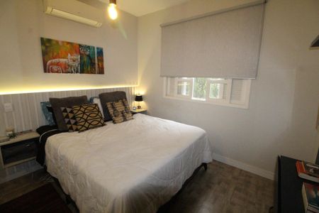 Casa para alugar com 130m², 3 quartos e 2 vagasSuíte