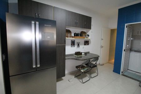 Casa para alugar com 130m², 3 quartos e 2 vagasCozinha