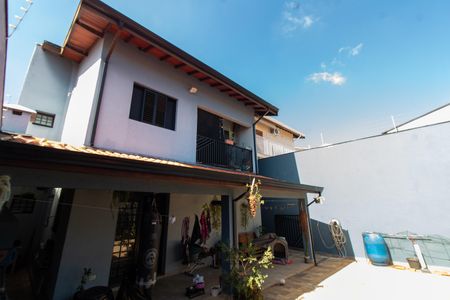Casa à venda com 240m², 3 quartos e 4 vagasÁrea comum